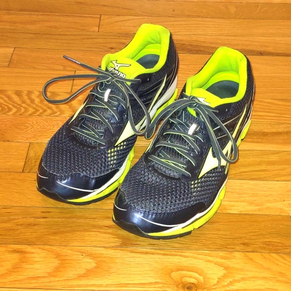 Mizuno Wave Enigma 5 Men's Running Shoe Size US 13 - Picture 1 of 8